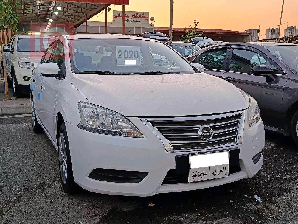 نیسان سێنترا